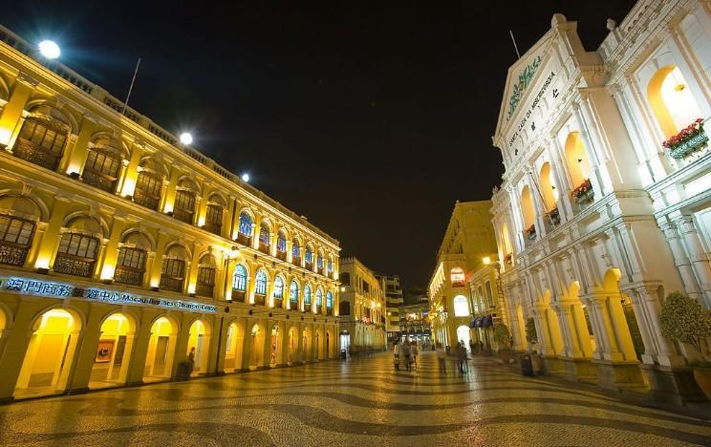 走进东方拉斯维加斯,澳门风情之旅